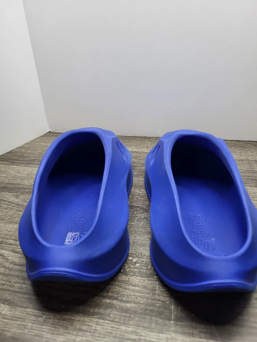 FCTRY LAB Knight RNR Comfort Slides Blue Men's Size 9 Summer